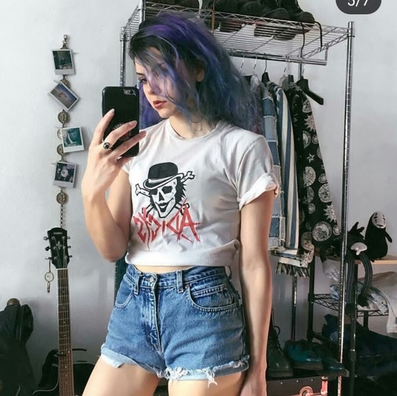 LOOKING FOR TOPS/PANTS/SKIRTS - Picture 4 of 8